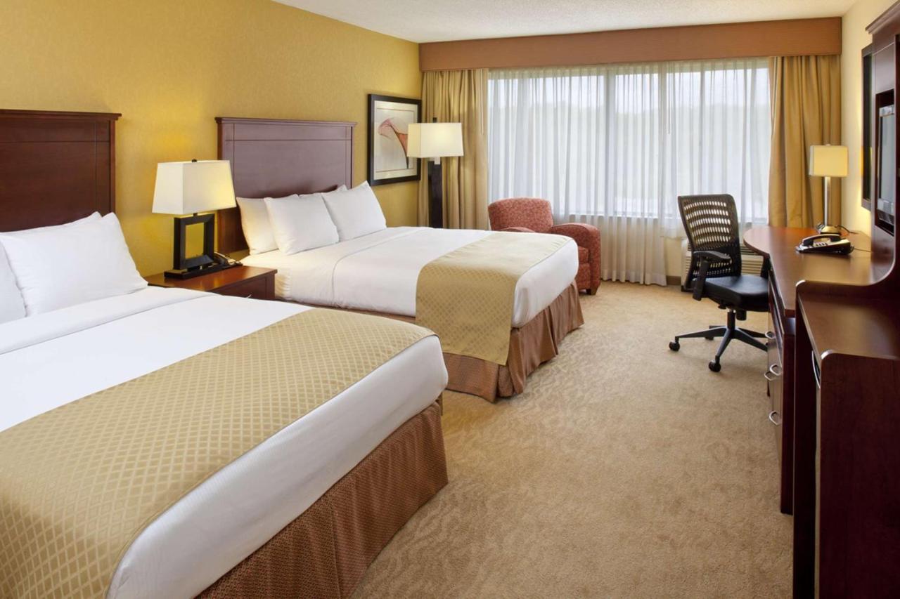 Doubletree By Hilton Fayetteville Exteriér fotografie
