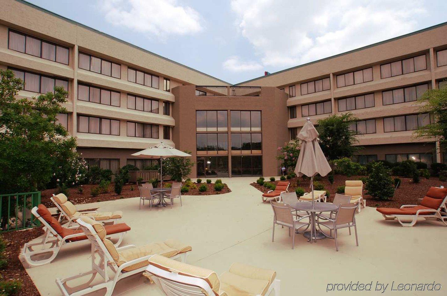 Doubletree By Hilton Fayetteville Exteriér fotografie