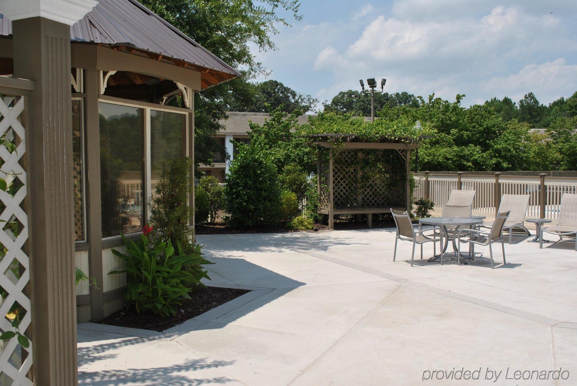 Doubletree By Hilton Fayetteville Exteriér fotografie