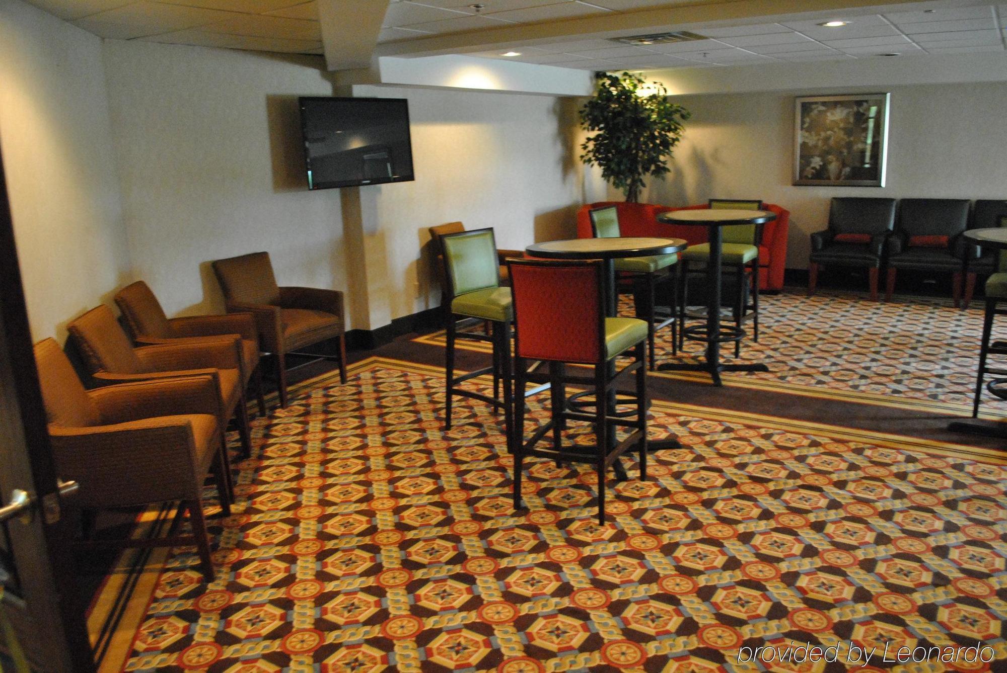 Doubletree By Hilton Fayetteville Exteriér fotografie
